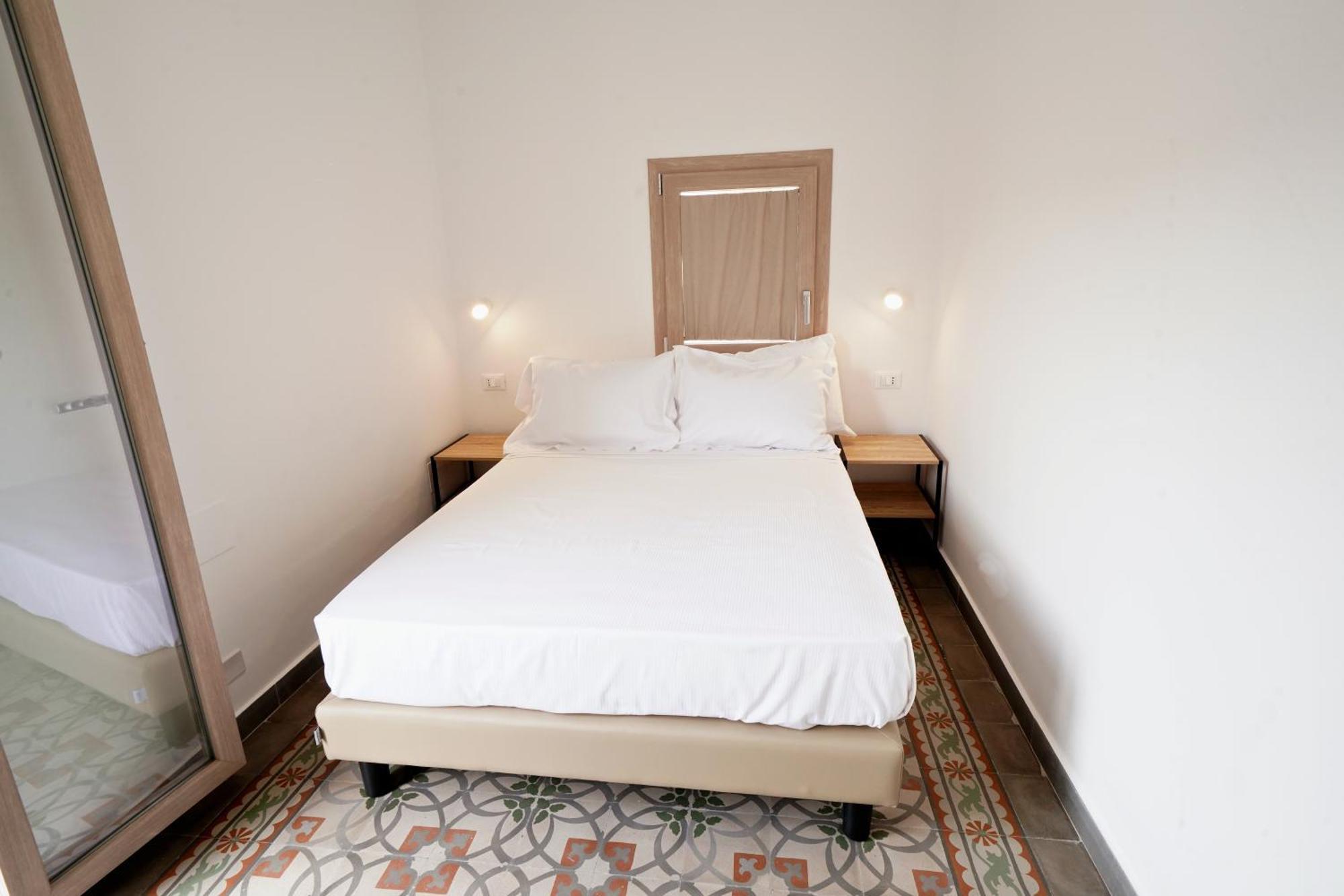 Ducas Rooms And Suite ลาสการี ภายนอก รูปภาพ