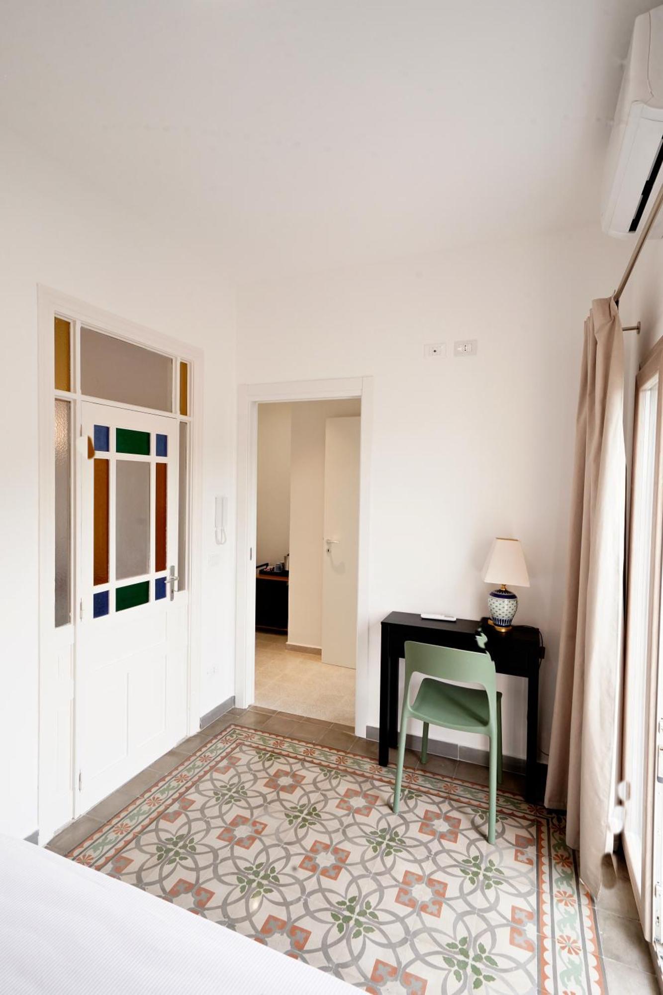 Ducas Rooms And Suite ลาสการี ภายนอก รูปภาพ