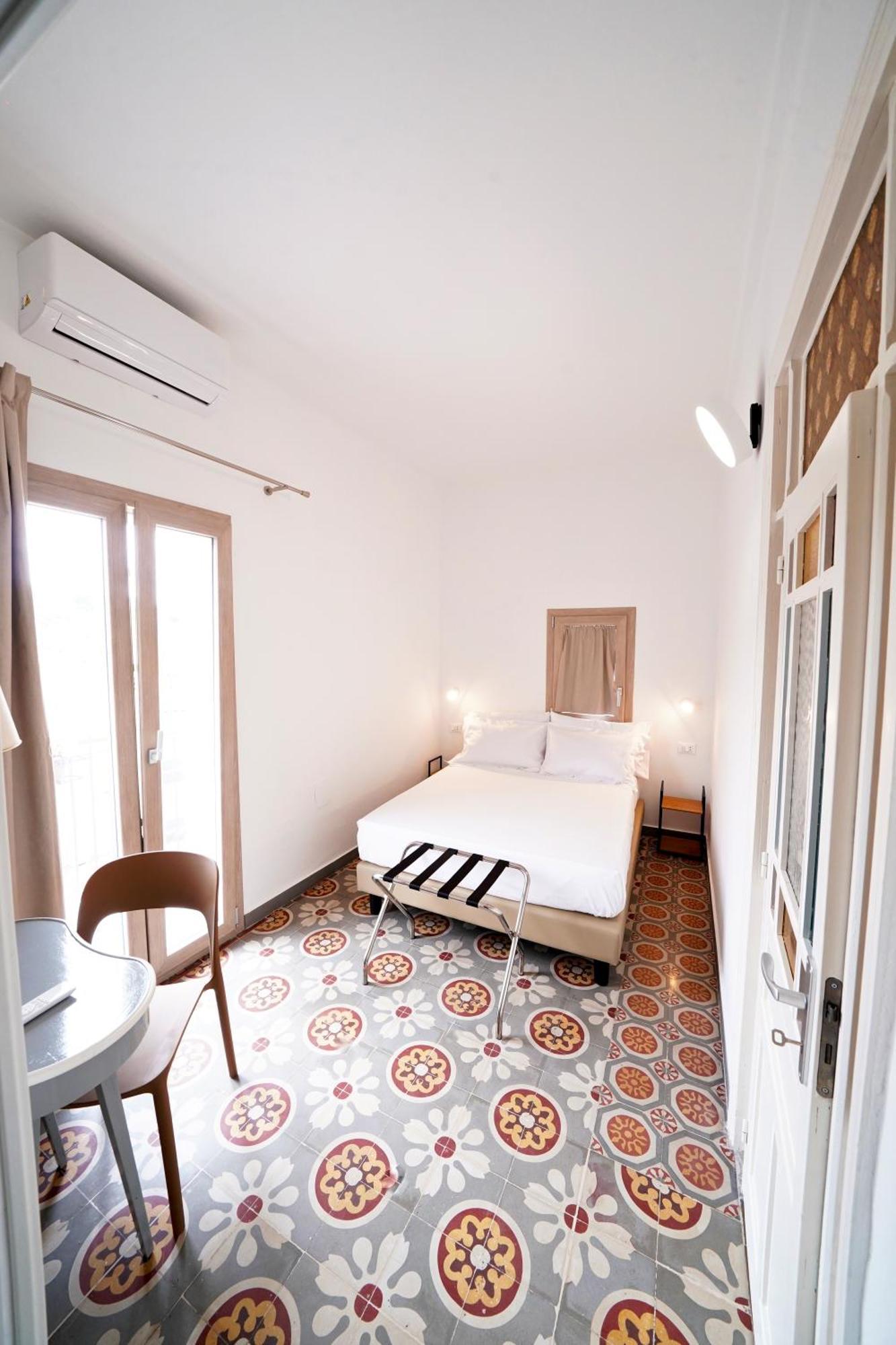 Ducas Rooms And Suite ลาสการี ภายนอก รูปภาพ